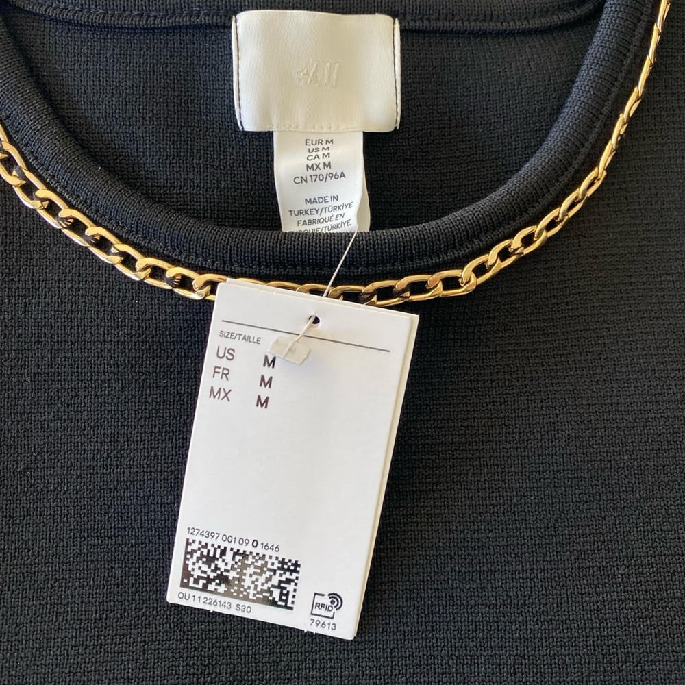 H&M Black Chain-Trim Two-Piece Skirt Set. BRAND NEW W TAGS. - Picture 4 of 7